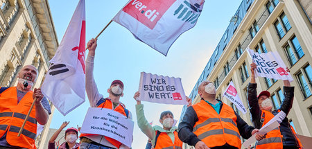 Die Krankenhausbeschäftigten befinden sich im unbefristeten Stre...