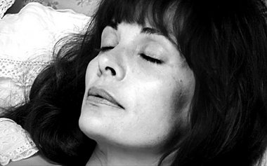 Marie Trintignant im Fernsehfilm »Colette«. Während der Dreharbe...