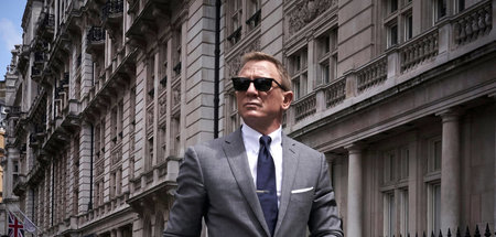 War ich nicht eben auf Jamaika? James Bond braucht ’nen Drink