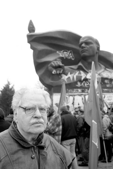 Fritz Teppich während einer Kundgebung der Sozialistischen Deuts... Fritz Teppich während einer Kundgebung der Sozialistischen Deuts...