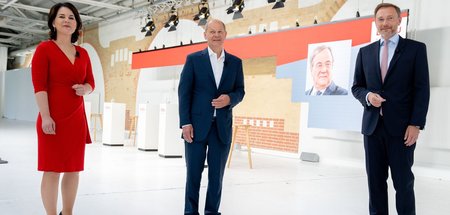 Bleibt Laschet zugeschaltet? Annalena Baerbock, Olaf Scholz und ...