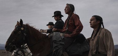 Rosalee, Captain Blocker, Chief Yellow Hawk und Black Hawk: »Fei...