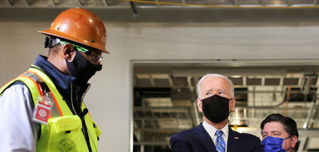 US-Präsident Joseph Biden auf einer Baustelle (Elk Grove, 7.10.2...