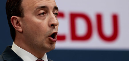 Gründlich umrühren: Paul Ziemiak erklärte am Montag den Beschlus... Gründlich umrühren: Paul Ziemiak erklärte am Montag den Beschlus...