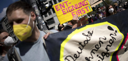 Demonstration gegen Mietenwahnsinn (Berlin, Mai 2021) Demonstration gegen Mietenwahnsinn (Berlin, Mai 2021)