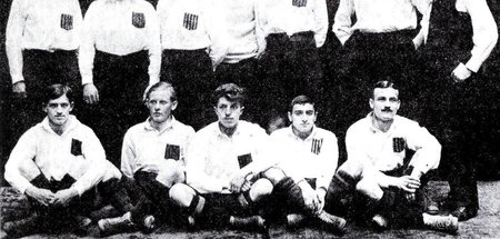 Von den Nazis deportiert und ermordet: Julius Hirsch (unten, 2. 