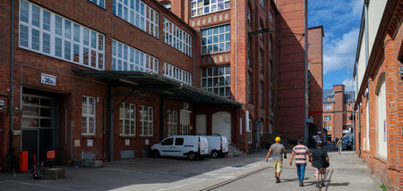 Im Gewerbegebiet besteht eine grundlegende soziale und kulturell...