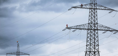 Der Eigenkapitalzinssatz für Neuanlagen sinkt von derzeit 6,91 P... Der Eigenkapitalzinssatz für Neuanlagen sinkt von derzeit 6,91 P...