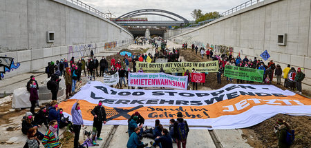 boillot211023_A100Besetzung13 Kopie.jpg