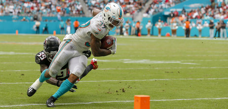 Der Miami Dolphins Runningback Myles Gaskin im Spiel gegen die A...
