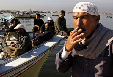 Warteten am Montag vergeblich auf die »Al Marwa«: Palästinenser ... Warteten am Montag vergeblich auf die »Al Marwa«: Palästinenser ...