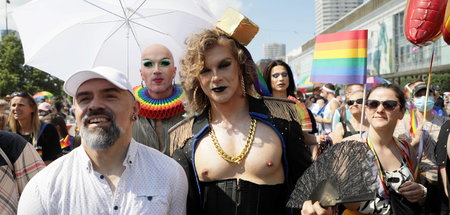 Auch Demonstrationen wie der »Pride«-Marsch könnten in Polen ver... Auch Demonstrationen wie der »Pride«-Marsch könnten in Polen ver...