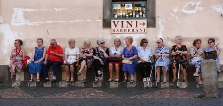 Märchen vom »Rentnerparadies«: Senioren in Orvieto, Italien Märchen vom »Rentnerparadies«: Senioren in Orvieto, Italien