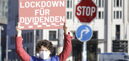 Aktivisten von »Finanzwende« demonstrieren gegen Steuerprivilegi...