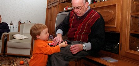 »Wo starker Trunk eingeht, geht die Scham aus« – Sprichwort »Wo starker Trunk eingeht, geht die Scham aus« – Sprichwort