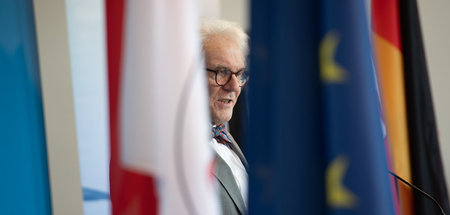 Aufbau_der_Universit_70457664.jpg