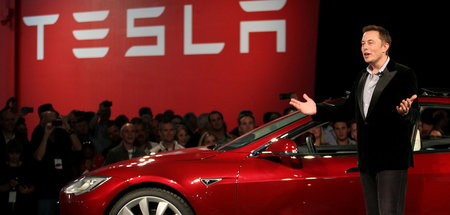 Verzockt: Während Elon Musk mit Aktien hantiert, wird Tesla auf ...