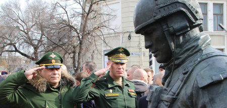 Ging dem Kriegführung voraus? Soldaten gedenken des Krim-Referen...