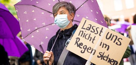 Am Tropf staatlicher Förderung: Protest gegen Kürzungen in Niede...