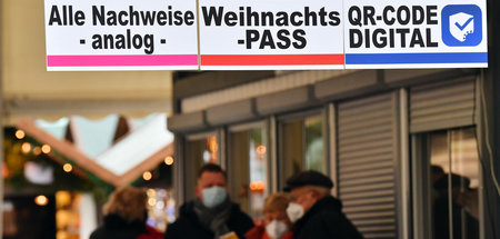 Weihnachtsmarkt_in_E_71771996.jpg