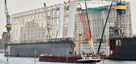 Werft_Blohm_Voss_in_71773128.jpg