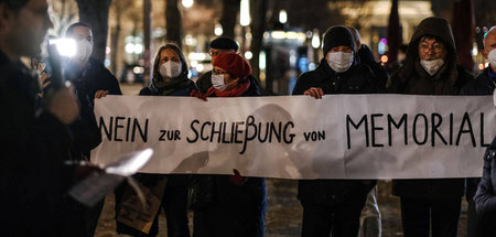 Demonstration für »Memorial« vor der russischen Botschaft in Ber...