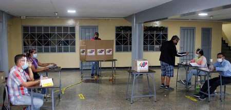 Am 21. November wurde in ganz Venezuela gewählt, hier in der Hau...