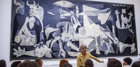 Als Reaktion auf den faschistischen Luftangriff schuf Pablo Pica...