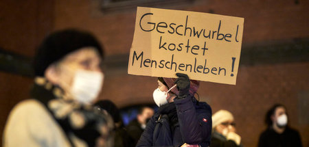 In mehreren Städten setzten Antifaschisten ein Zeichen gegen die...