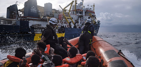 Rettungsaktion der »Sea-Watch 3« bei Sizilien (18.10.2021)