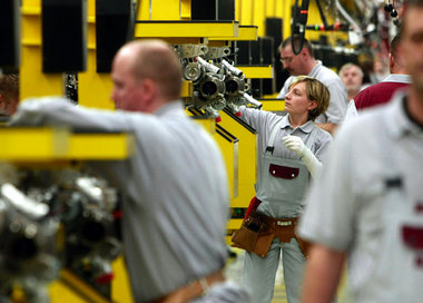 Motorenproduktion bei Daimler im thüringischen Kölleda Motorenproduktion bei Daimler im thüringischen Kölleda