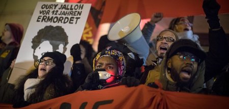 Werden keine Ruhe geben: Gedenkdemonstration zum 13. Todestag de...