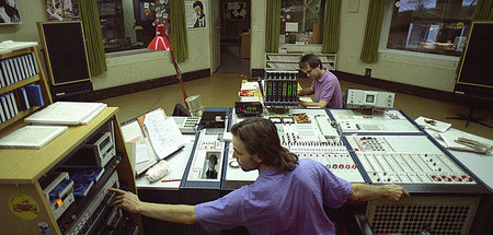 Junge Welle: Studio des ostdeutschen Senders Jugendradio DT 64 (...