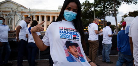 Unterstützer Ortegas bei der Inauguration am Montag in Managua