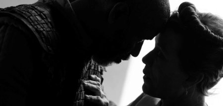 Bildästhetisch konsequent: Macbeth (Denzel Washington) und Lady ...