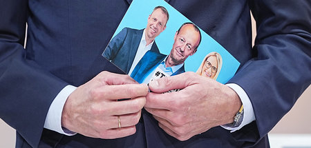 Hält sich: Friedrich Merz ist zurück an der Spitze seiner Partei...