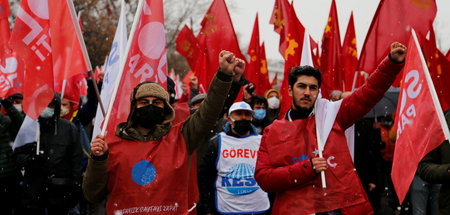 Protest gegen die Wirtschaftspolitik der Regierung in Ankara am ...
