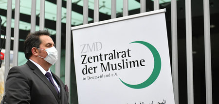 ZMD-Vorsitzender Aiman Mazyek während eines interreligiösen Gebe...