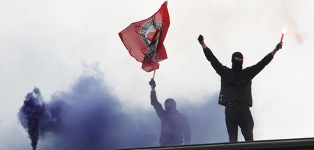 Teilnehmer der Maidemonstration in Berlin-Kreuzberg (1.5.2012)
