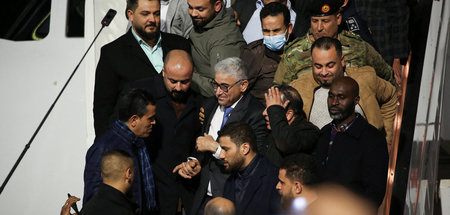 Regierungschef des Parlaments: Fathi Baschaga am Flughafen in Tr...