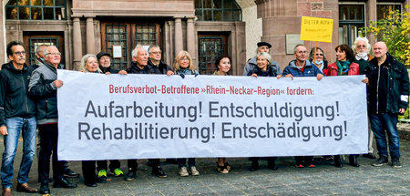 Kundgebung von Berufsverbotsbetroffenen in Heidelberg (28.10.202...