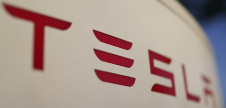 Tesla_Recall_72743430.jpg