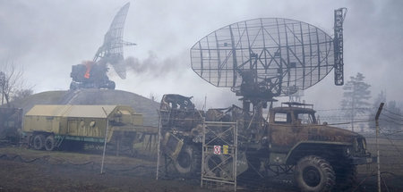 Zerstörte Radarstation der ukrainischen Armee nahe Mariupol am D...