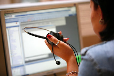 Unternehmensnahe Dienstleistungen, wie z.B. Callcenter, gehörten...