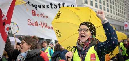 Es mangelt an Respekt für die Arbeit von Frauen in sozialen Beru...