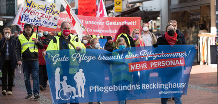 Proteste gegen die Pflegekammer NRW sollen den Druck auf die Pol...
