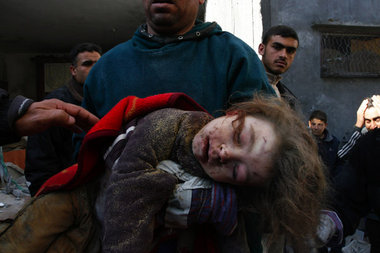 Krieg real – Leichenbergung am Dienstag in Gaza-Stadt