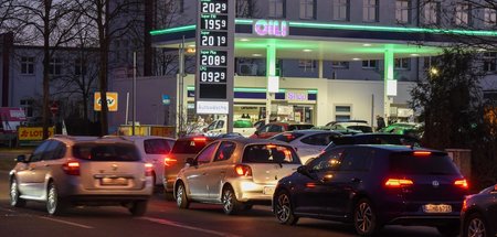 Spritpreise explodieren: Tankstelle in Leipzig am 8. März