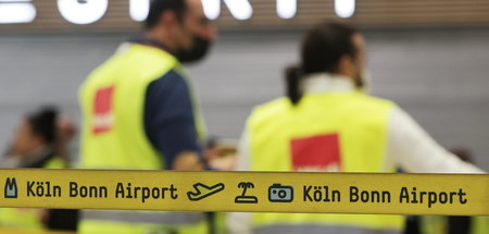 Warnstreik am Flughafen Köln/Bonn am 28. Februar Warnstreik am Flughafen Köln/Bonn am 28. Februar