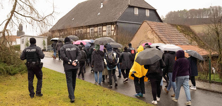Gerichtlicher Ortstermin am Anwesen von NPD-Vize Thorsten Heise ...